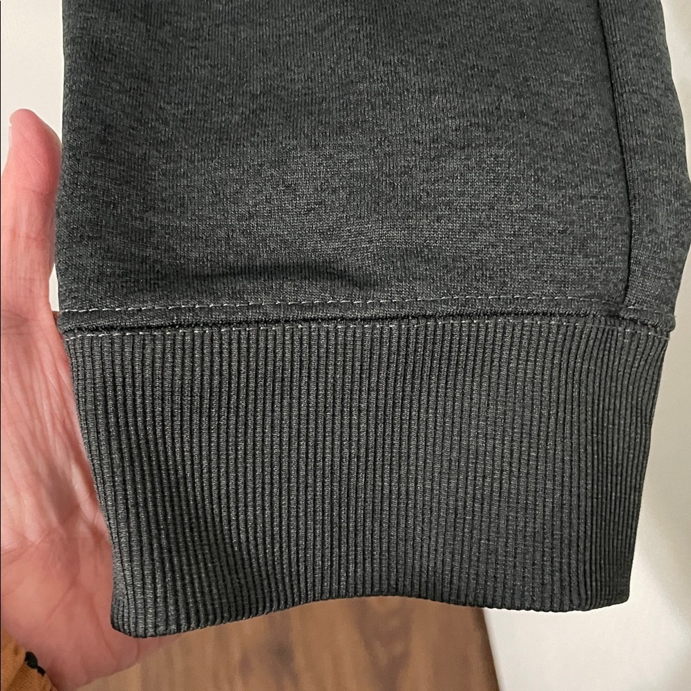 Hurley NWOT Kids Dark Gray Sweatpants with White Logo Size XL - Picture 8 of 9